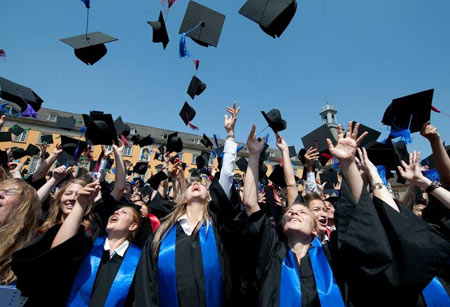 Здобути вищу освіту в Європі для багатьох молодих людей є справжньою мрією