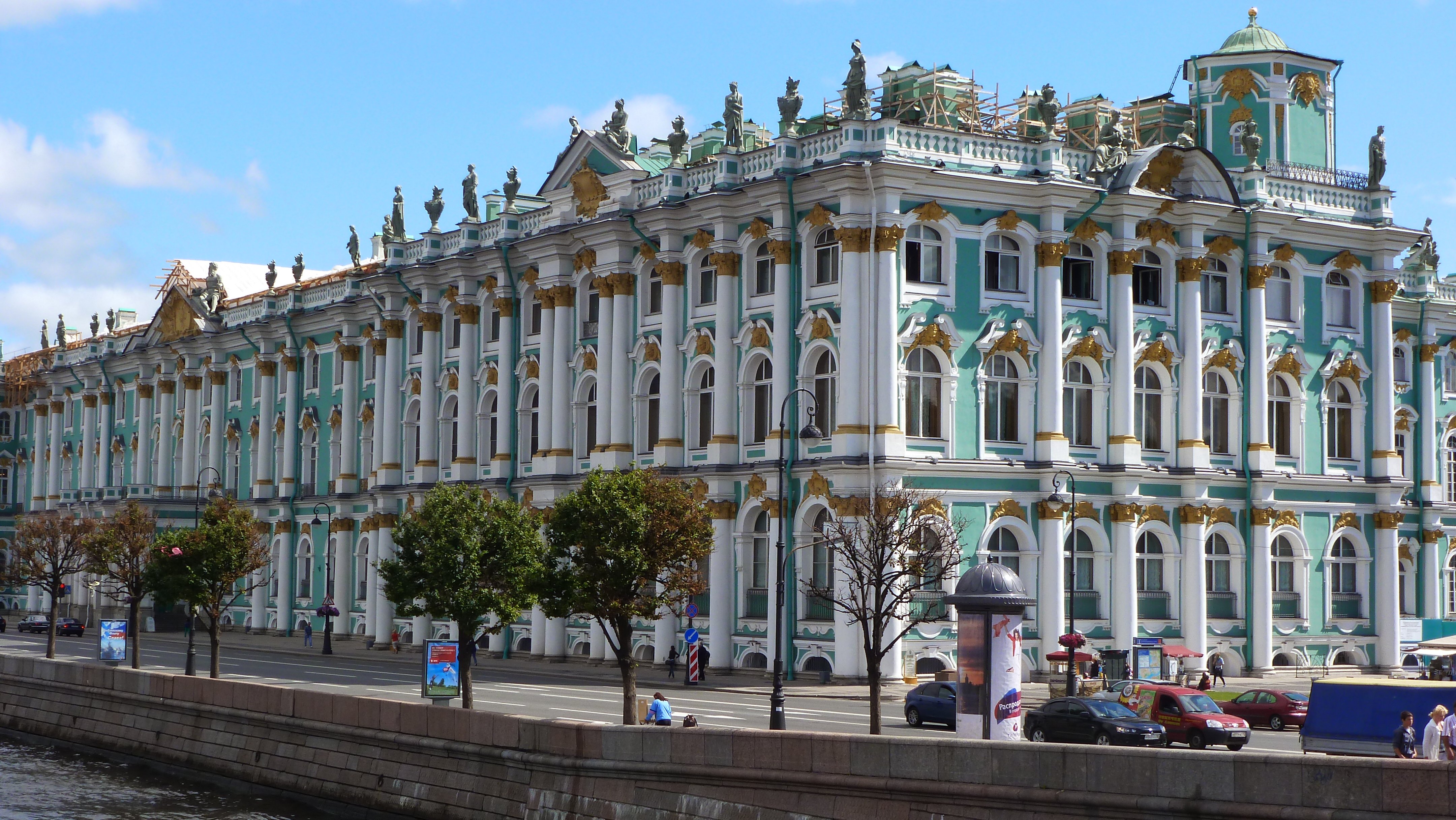 Державний Ермітаж - один з найбільших і найвизначніших художніх і культурно-історичних музеїв Росії та світу