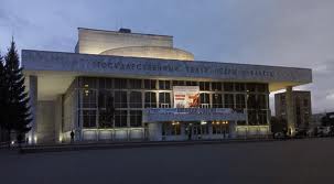За всі 30 років, що існує театр, на його сцені виконувалися практично всі всесвітньо відомі опери і балети кращих композиторів світу