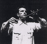 У 1948 році в якості диригента в стінах оперного театру дебютує   Гвідо Кантеллі