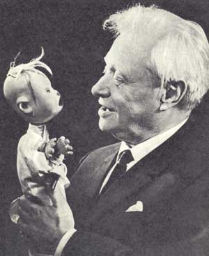 Сергій Володимирович Образцов   Академічний Центральний Театр ляльок був створений з ініціативи Будинку Художнього Виховання Дітей 16 вересня 1931 року