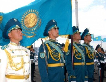 Верхня палата казахстанського парламенту схвалила доповнення в закон «Про свята в РК», які наділяють 7 травня статусом державного свята, передає кореспондент   Tengrinews