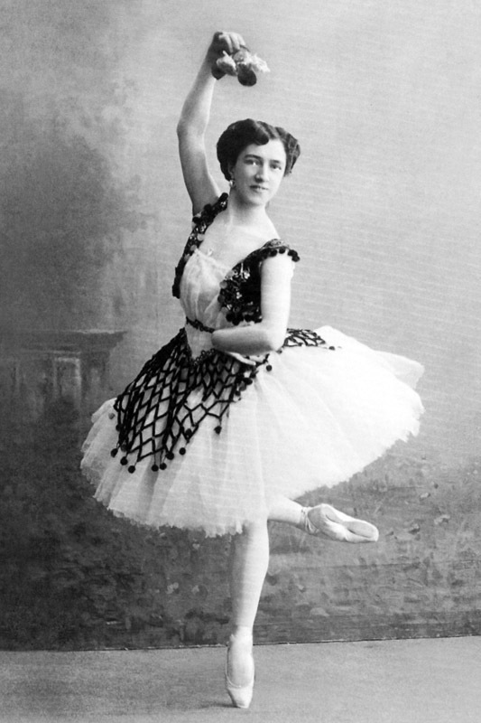 Агрипина Ваганова (1879 - 1951) - артистка балету, балетмейстер і педагог, автор книги «», що стала основоположною для російської балетної школи XX століття