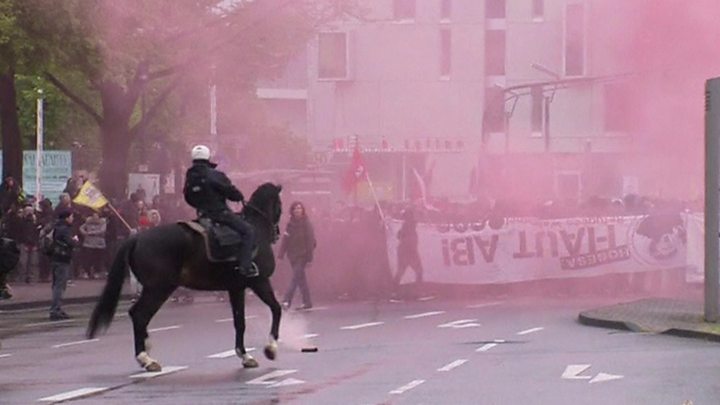 За словами начальника поліції Юргена Матіса, серед протестуючих буде декілька тисяч лівих екстремістів і ще кілька сотень людей, просто схильних до насильства